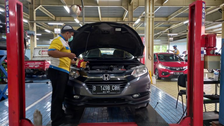 Hindari 5 Kebiasaan Ini Agar Garansi Mobil Tidak Hangus