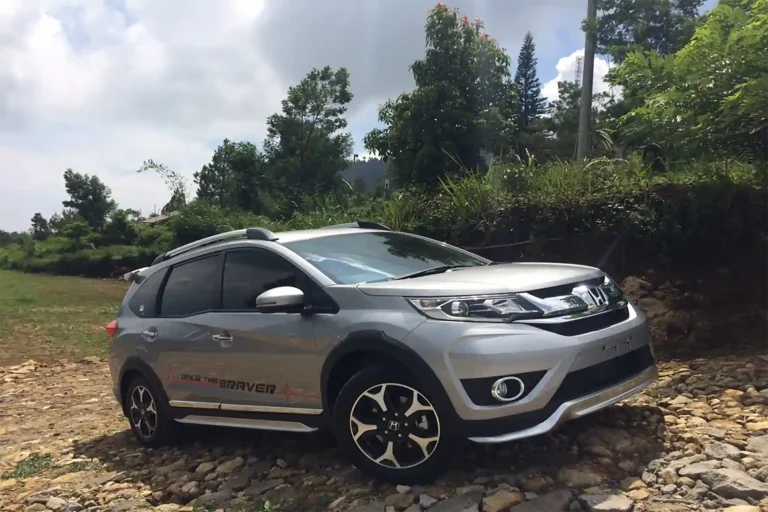 Apa Itu Hill Start Assist? Bagaimana Cara Kerjanya