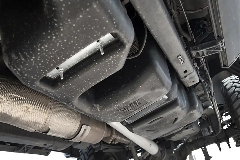 Kuras Tangki Mobil? Berikut Waktu yang Tepat Melakukannya