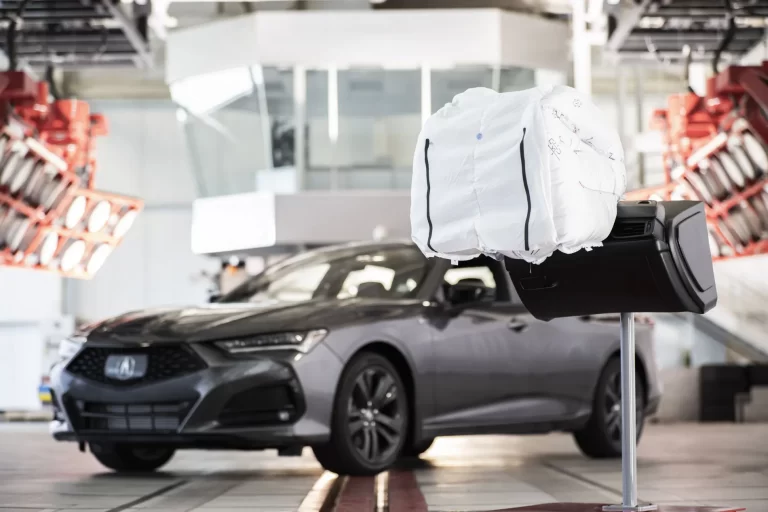 Fungsi Airbag Pada Mobil dan Cara Kerjanya