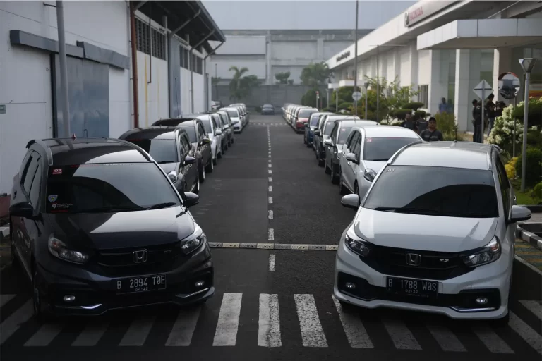 Masih Diminati, Segini Simulasi Kredit Mobil Honda Mobilio 2022