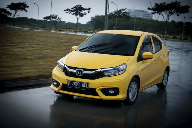 Kembali Jadi Mobil terbaik, Honda Brio Raih Penghargaan Uzone Choice Award 2022