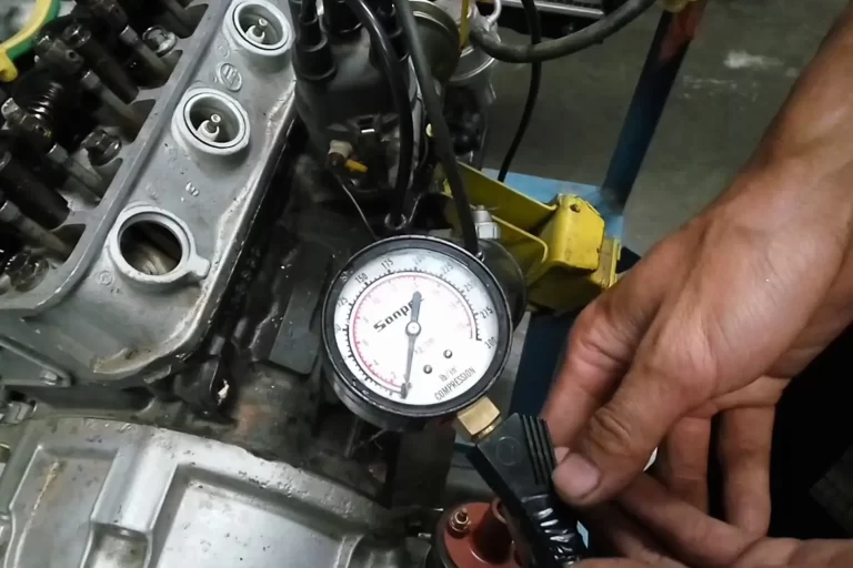 6 Penyebab Kompresi Mesin Mobil Bocor