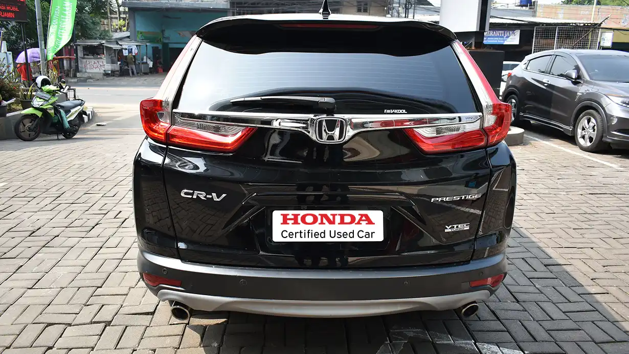 CRV-HITAM-BELAKANG